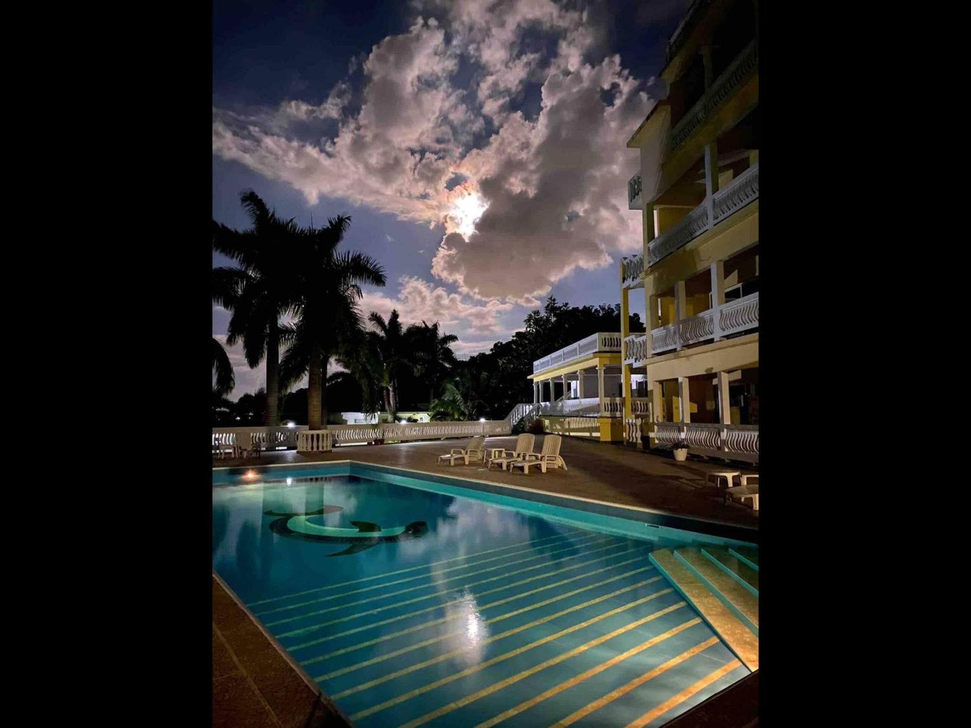 Spring Garden Mobay Resort Montego Bay Exterior photo